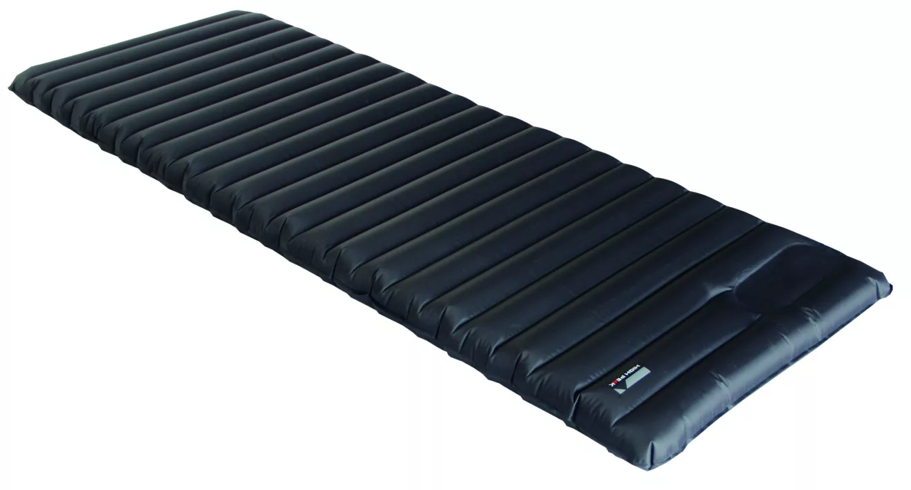 XL-Matraze mit integrierter Luftpumpe