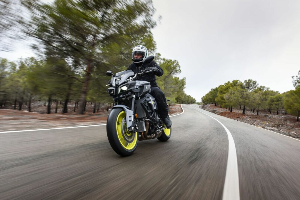 Fahrbericht Yamaha MT-10: Die Macht ist mit dir… » 9 » mt 10 01