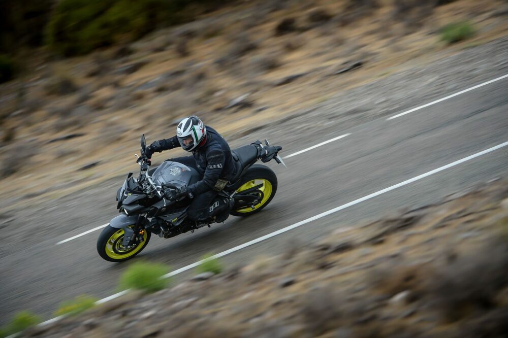 Fahrbericht Yamaha MT-10: Die Macht ist mit dir… » 6 » mt 10 02
