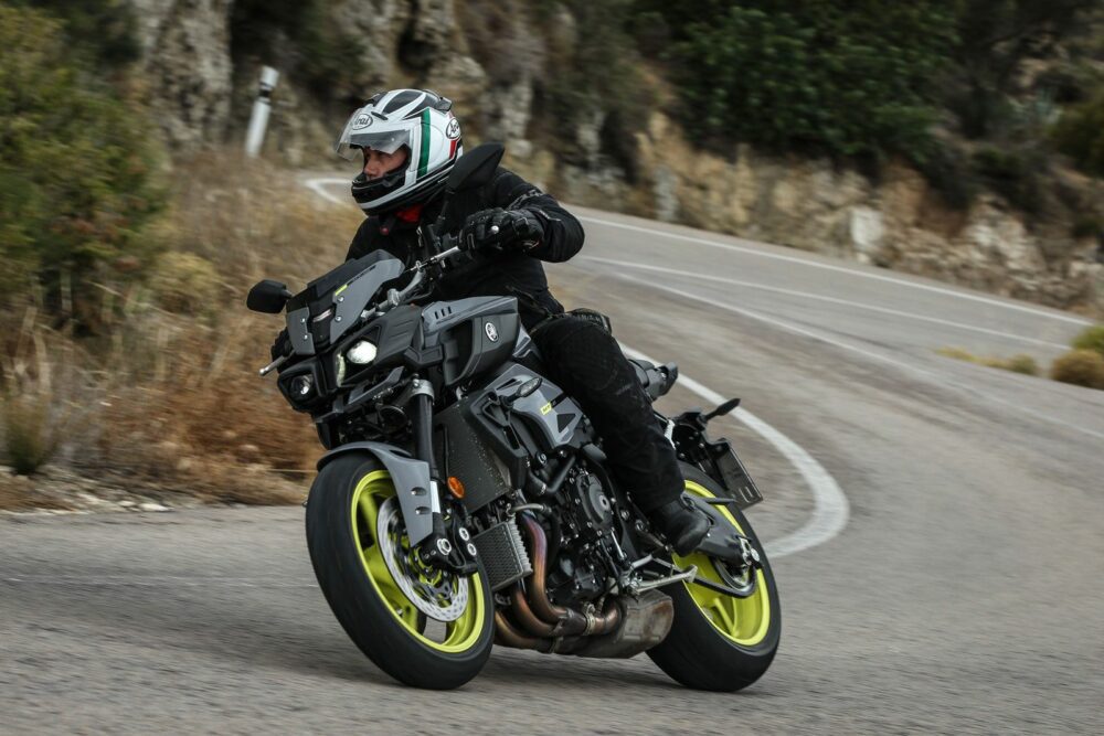 Fahrbericht Yamaha MT-10: Die Macht ist mit dir… » 5 » mt 10 04