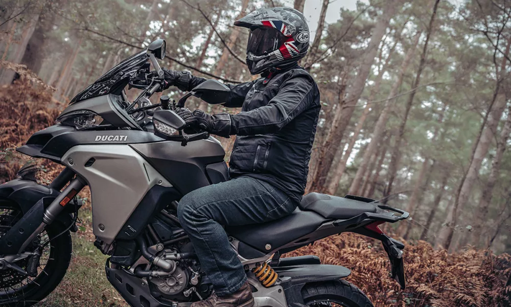 Sichere Motorrad-Jeans für die Reise » 3 Motorrad-Jeans